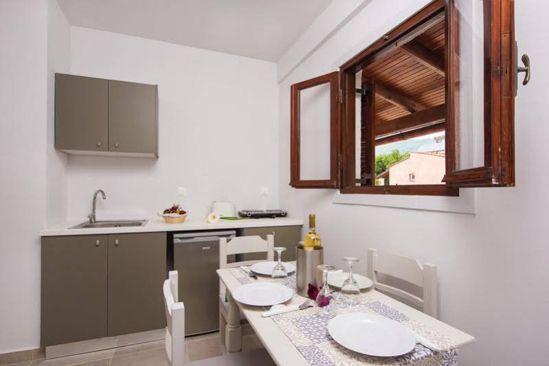 Фото Dominoes Aparthotel