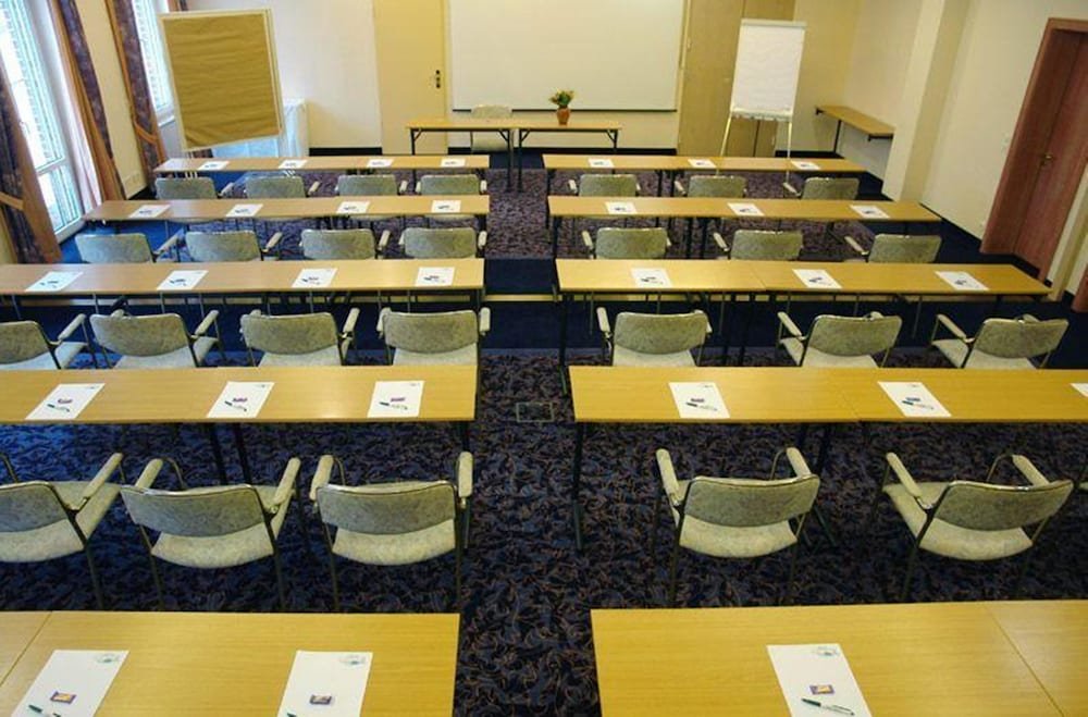 Фото Plaza Premium Parkhotel Norderstedt