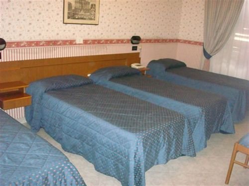 Фото Hotel Orbis