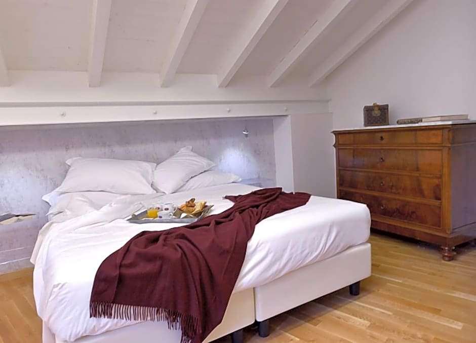 Фото Phi Hotel Bologna