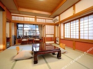 Гостиница Takasagoya Ryokan