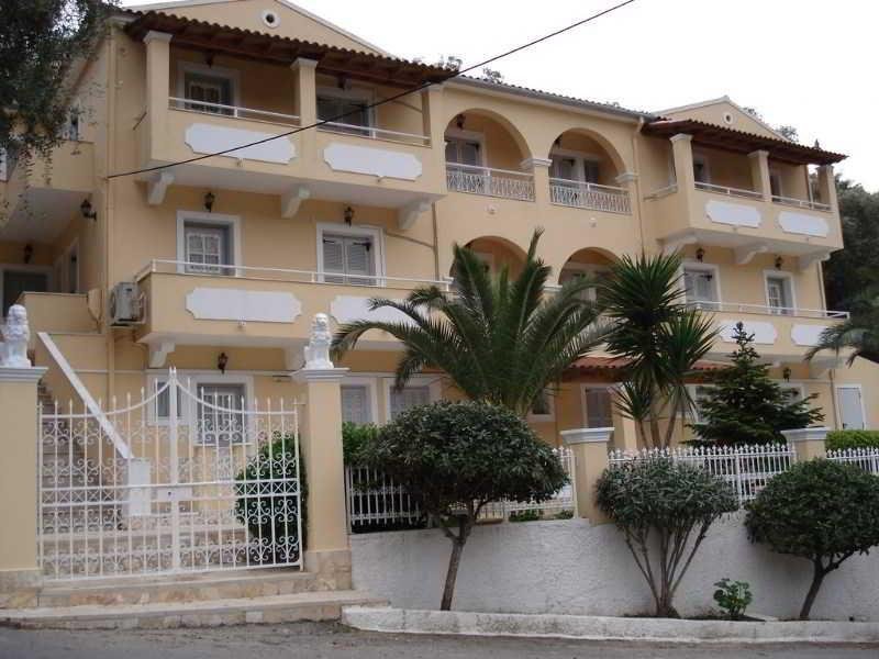 Фото Marina Apartments