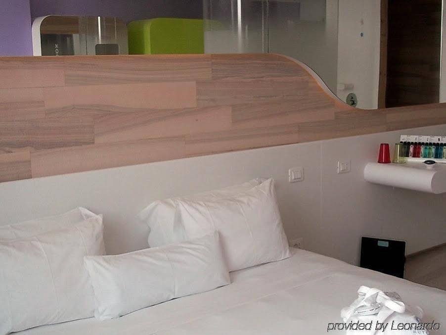 Фото Voco Milan - Fiere, an Ihg Hotel