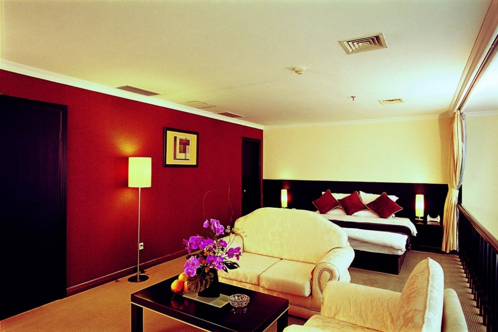 Фото Magnificent International Hotel Xintiandi People's Square