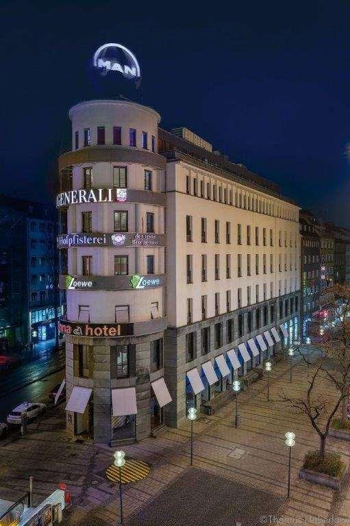 Фото отеля 1