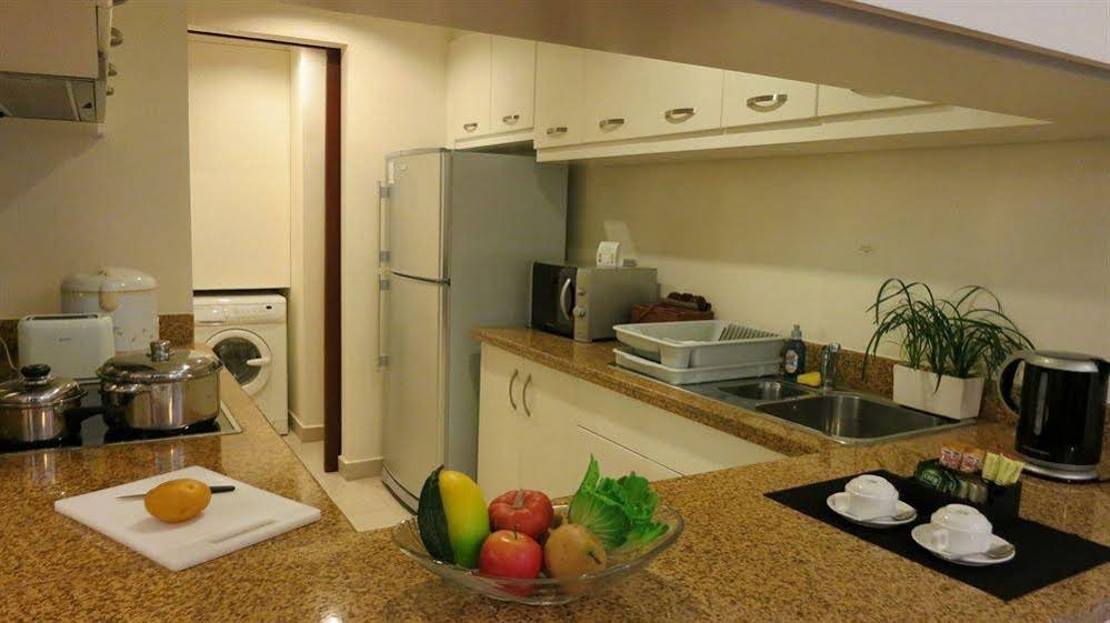 Фото Somerset West Lake Hanoi