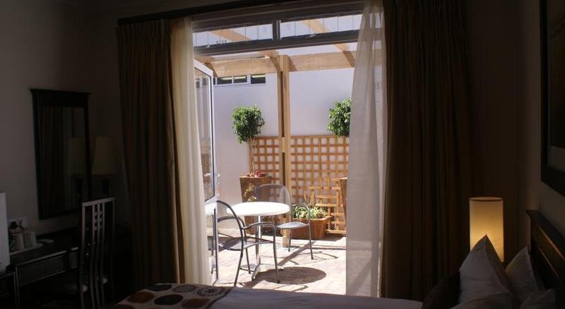 Фото Cumberland Hotel Worcester