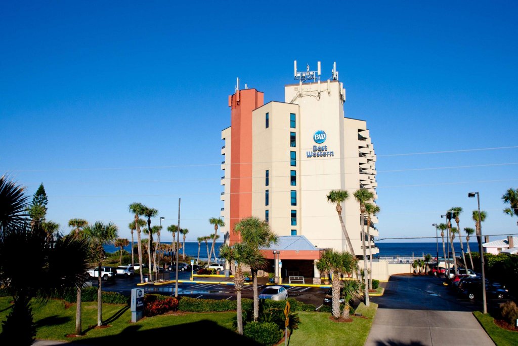 Фото Best Western New Smyrna Beach Hotel & Suites