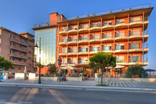 Фото Hotel Adria Beach Club