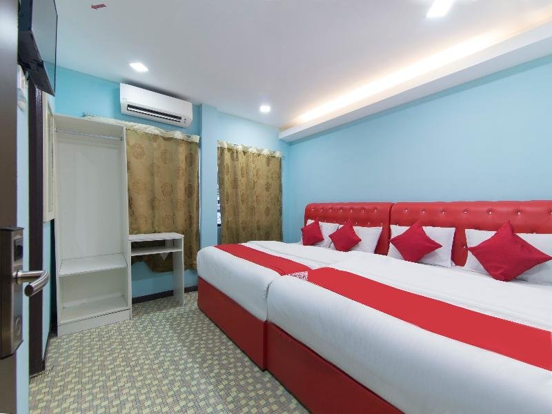 Фото Oyo 1136 Pd Star Hotel