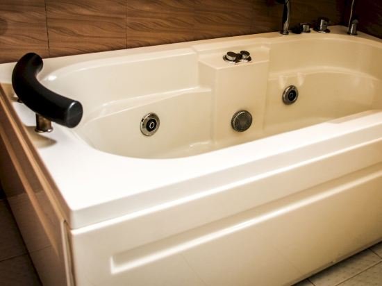 Фото Mika Hotel, Kabulonga