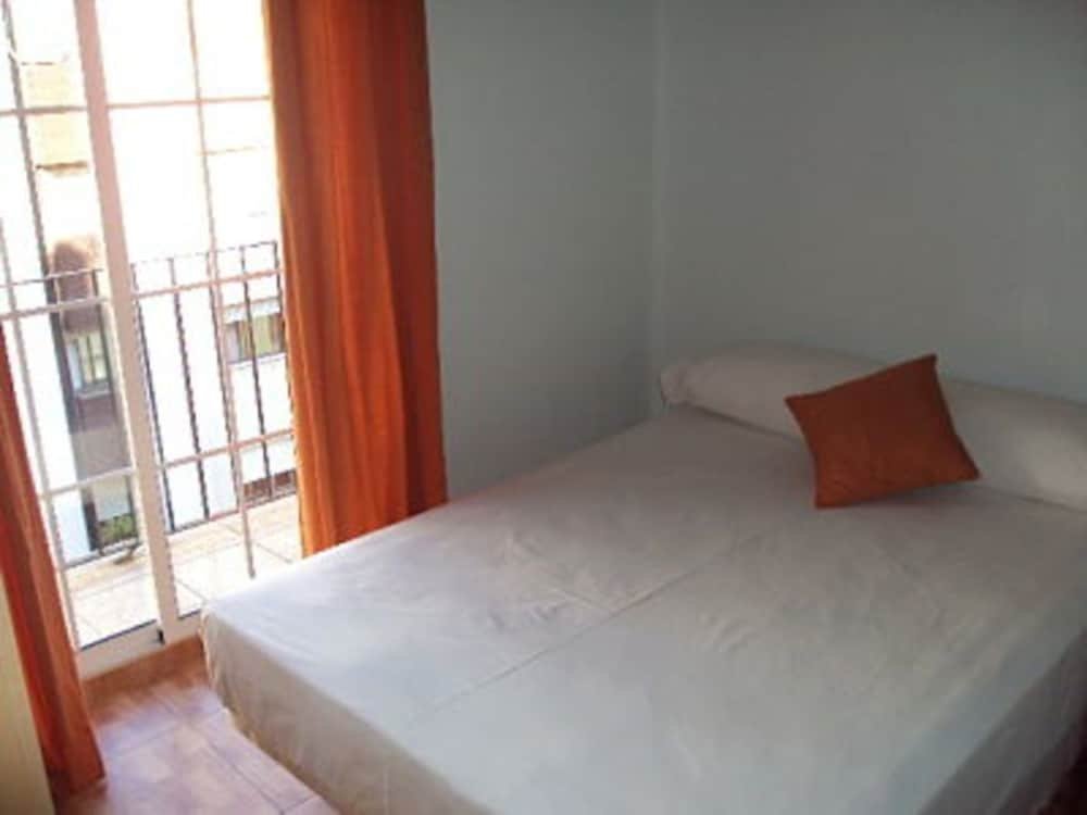 Фото Ruzafa Apartments