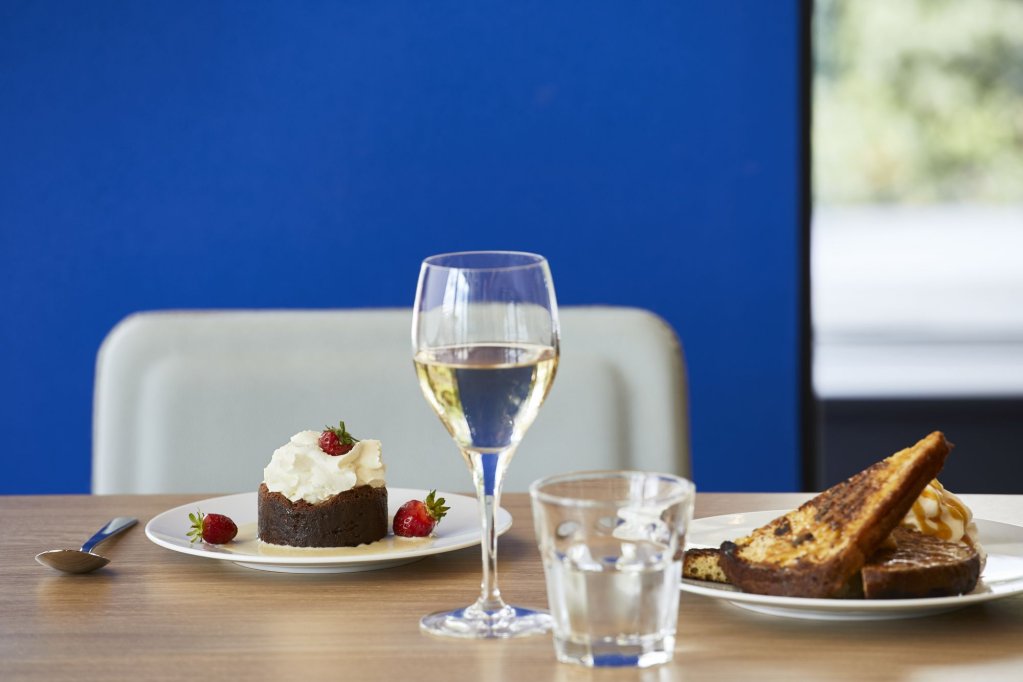 Фото Hôtel Yooma Urban Lodge