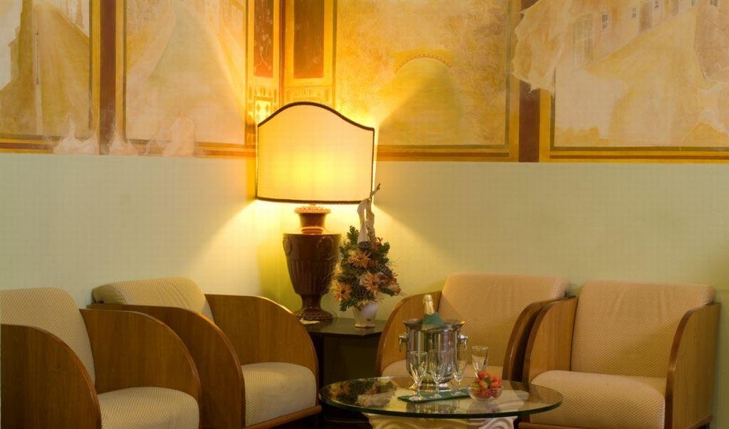 Фото Hotel Mala Strana