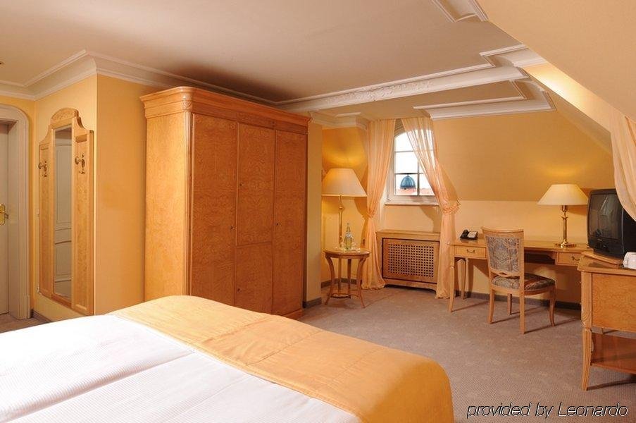 Фото Gewandhaus Dresden, Autograph Collection