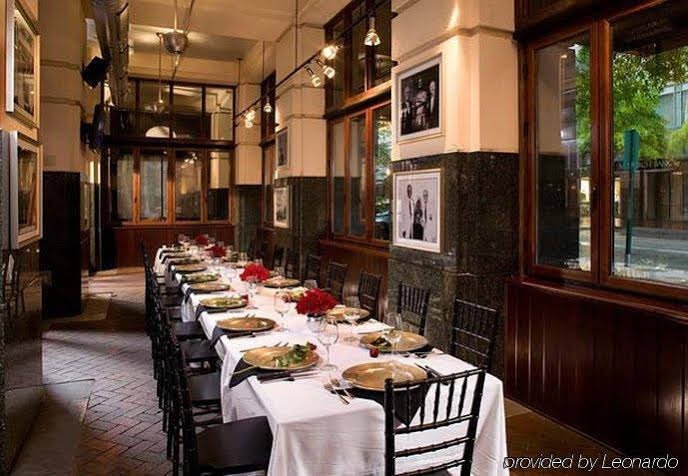 Фото Norfolk Waterside Marriott