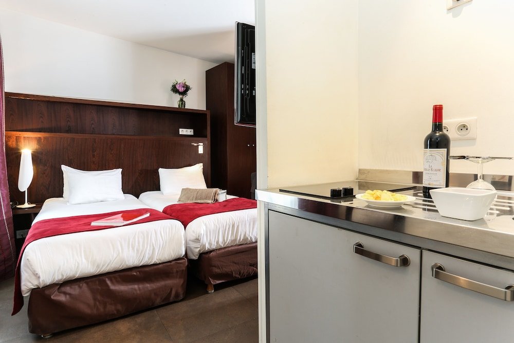 Фото Avalon Appart'Hotel Paris Gare du Nord