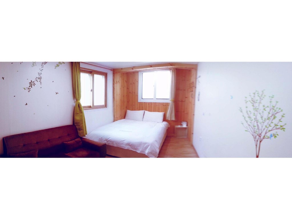 Фото Iu Guesthouse