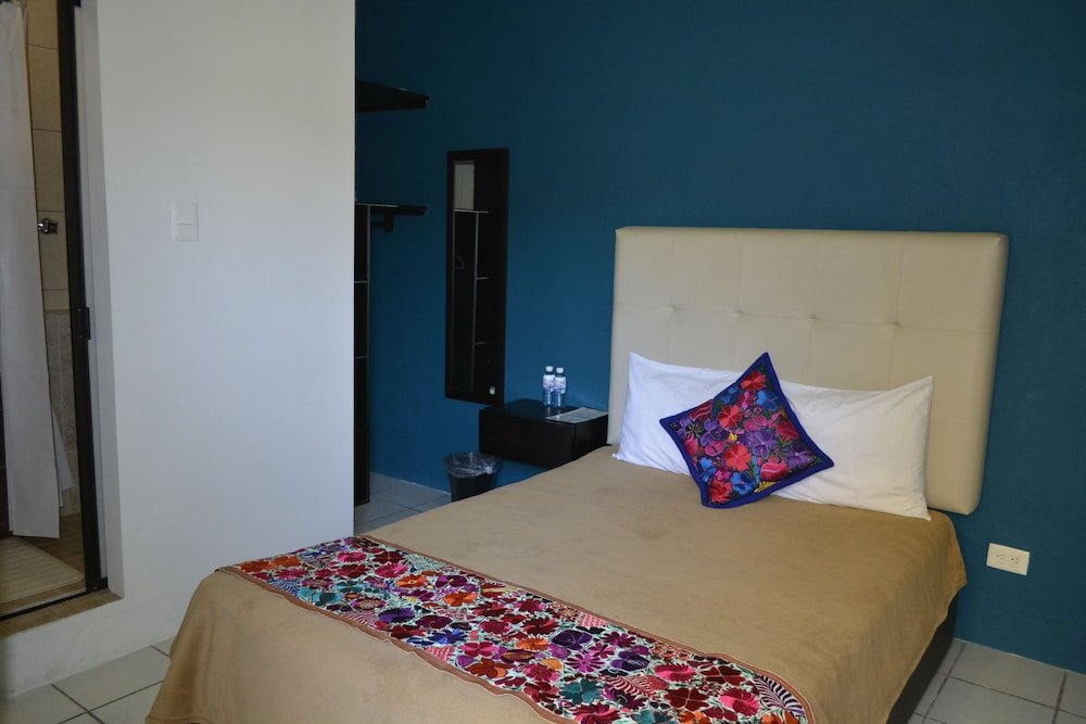 Фото Los Altos Hotel