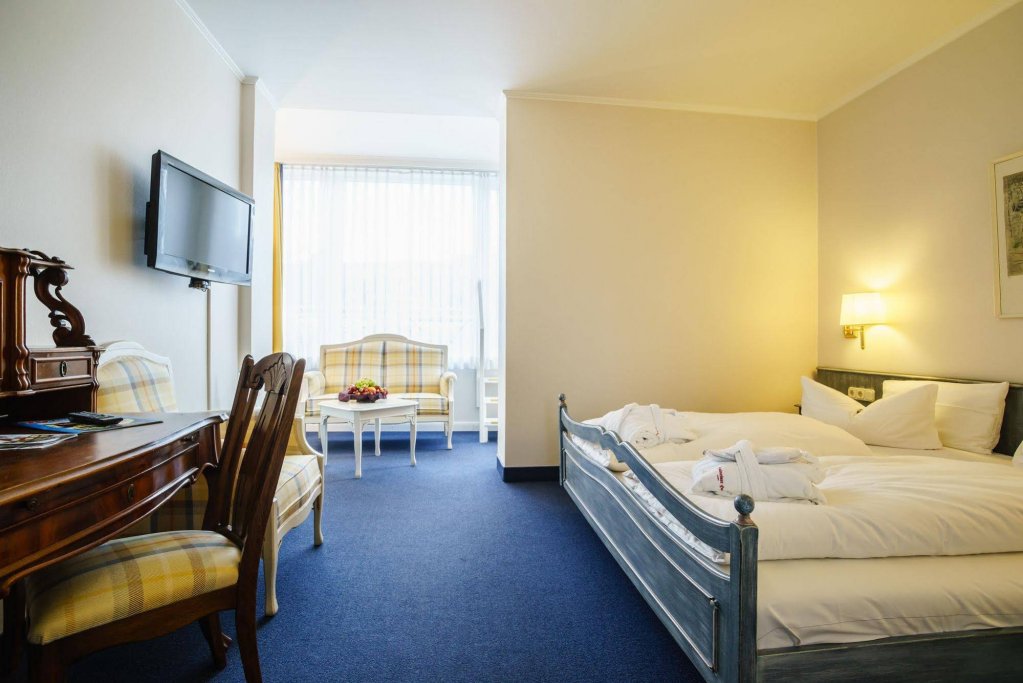 Фото Hotel Holsteiner Hof