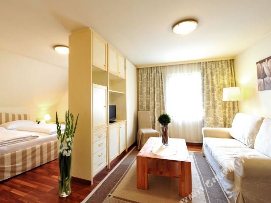 Фото Renaissancehotel Raffelsberger Hof