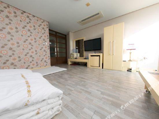 Фото Pohang Valentine Hotel