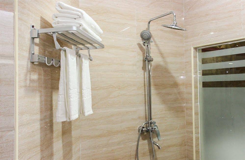 Фото Echarm Hotel