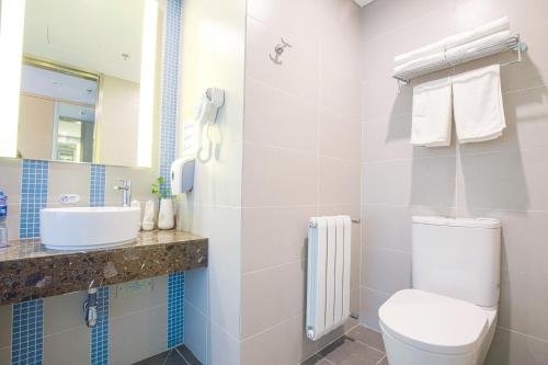 Фото Holiday Inn Express Chifeng Hongshan, an Ihg Hotel