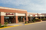 Moorland Square Shopping Ctr (Wisconsin, Waukesha County, New Berlin), shopping mall