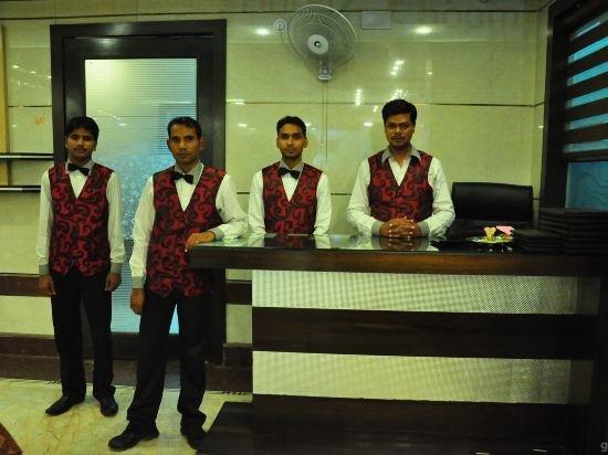 Фото Hotel Basera Brij Bhoomi