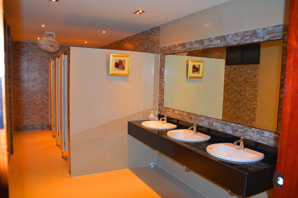 Фото Silver Gold Garden Suvarnabhumi Airport Hotel