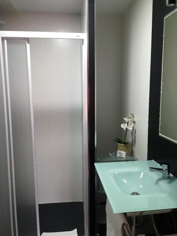 Фото Hostal Rober