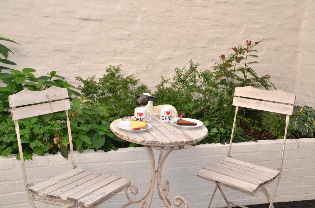 Фото The House of Edward