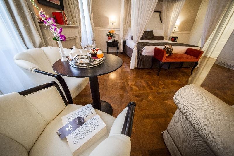 Фото Victoria Hotel Letterario