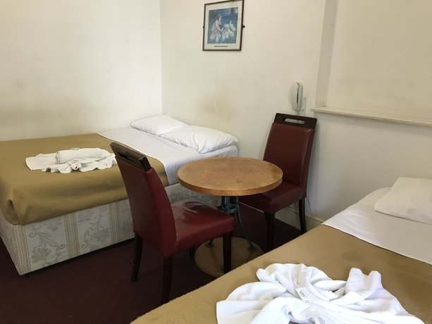 Фото Royal Park Hotel