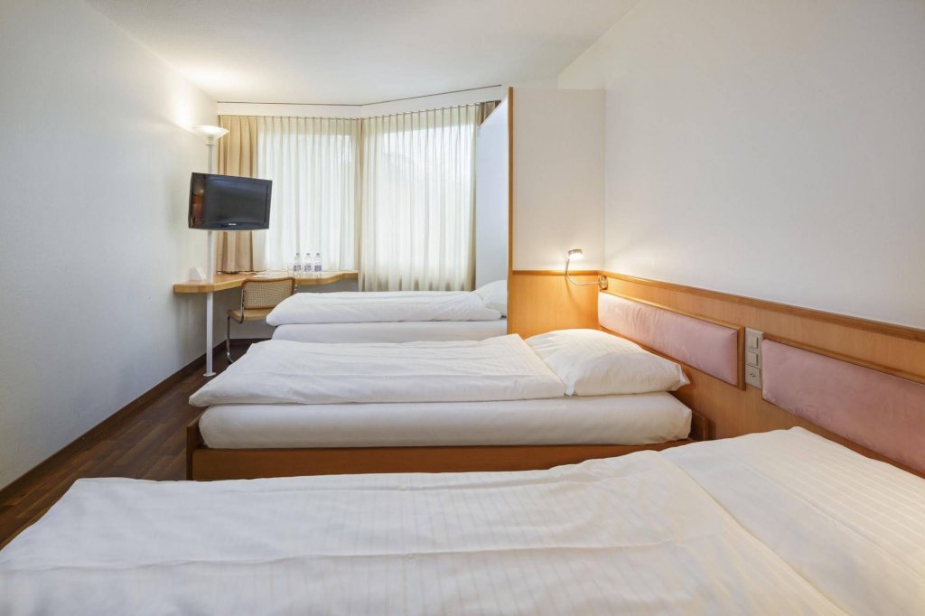Фото Hotel Welcome Inn Zurich Airport