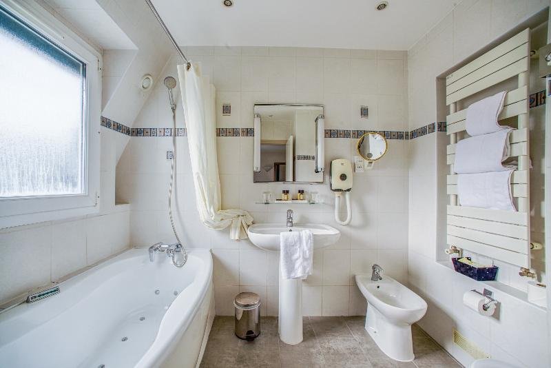 Фото Queens Boutique Hotel