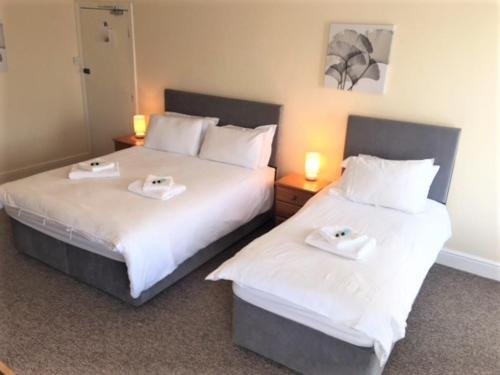 Фото Royal Ashton Hotel