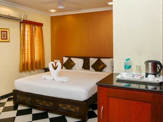 Фото Meenakshi's Sunshine Hotel