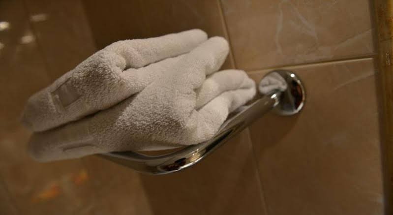 Фото Hotel Karpos