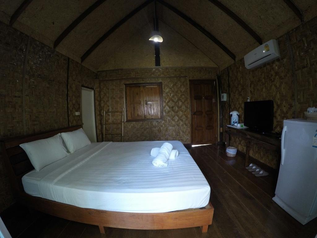 Фото Cocoa Valley Resort