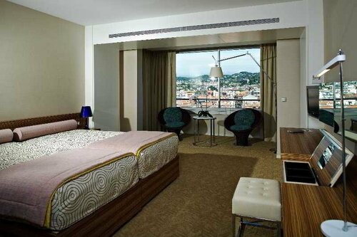 Гостиница Home Rental Grand Hotel Studio в Каннах