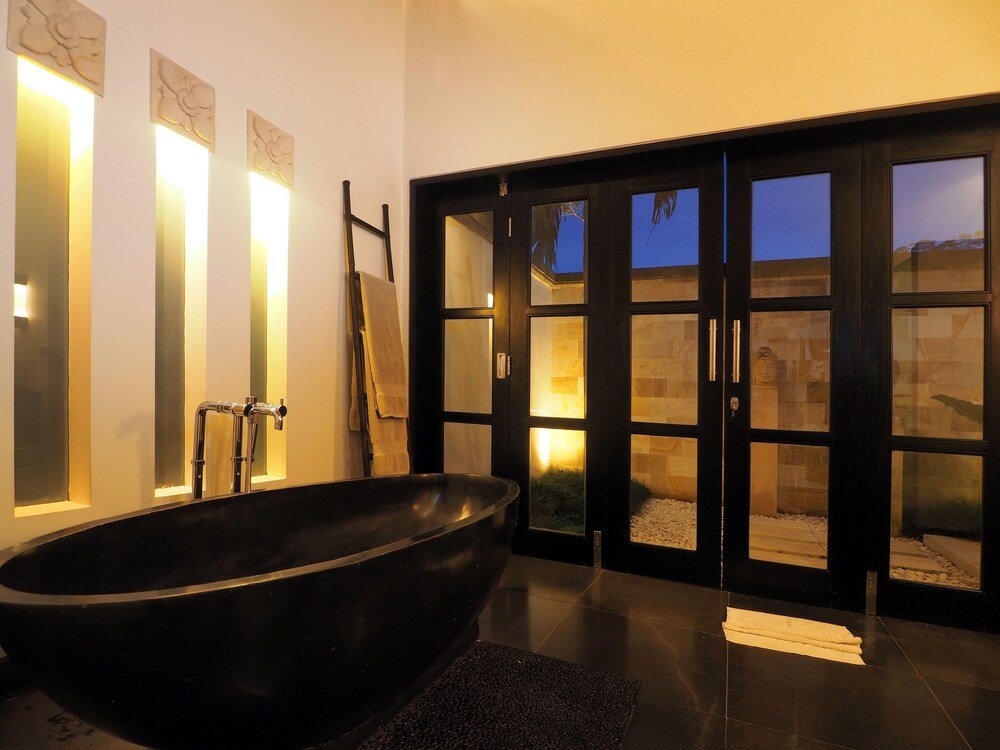 Фото Villa Rumah Lotus