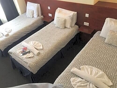 Фото Charlotte Guest House