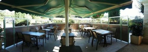 Гостиница Abbys Hôtel в Сарла-ла-Канеде