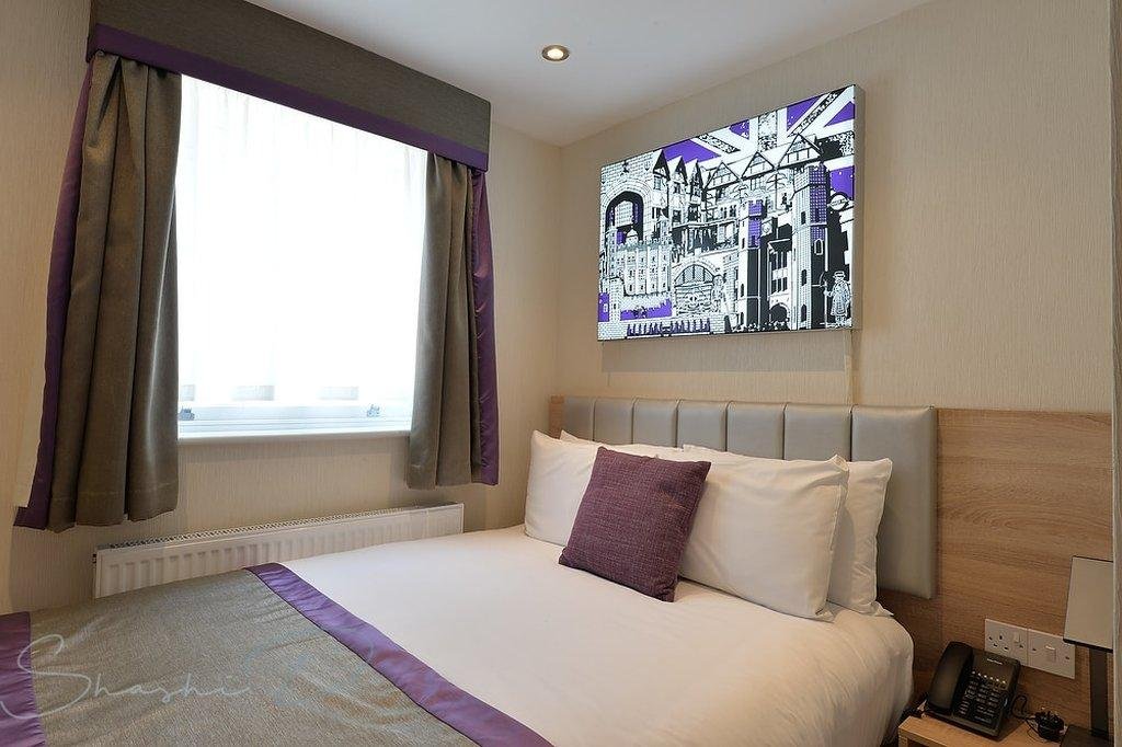 Фото Oyo Townhouse 30 Sussex Hotel