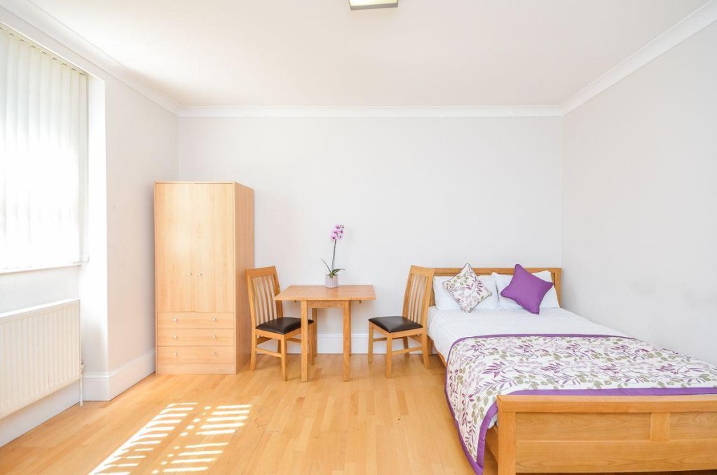 Фото Alexander Apartments