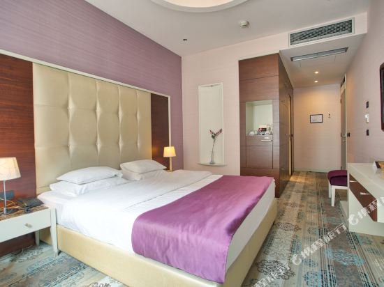 Фото Hotel Crystal