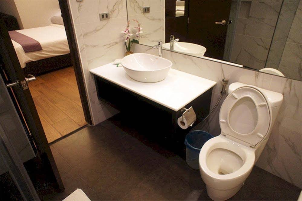 Фото Lenox Hotel