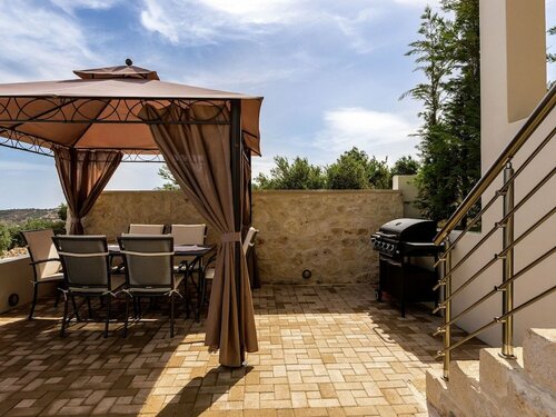 Гостиница Novel Villa in Roupes with Private Pool near Arkadi Monastery